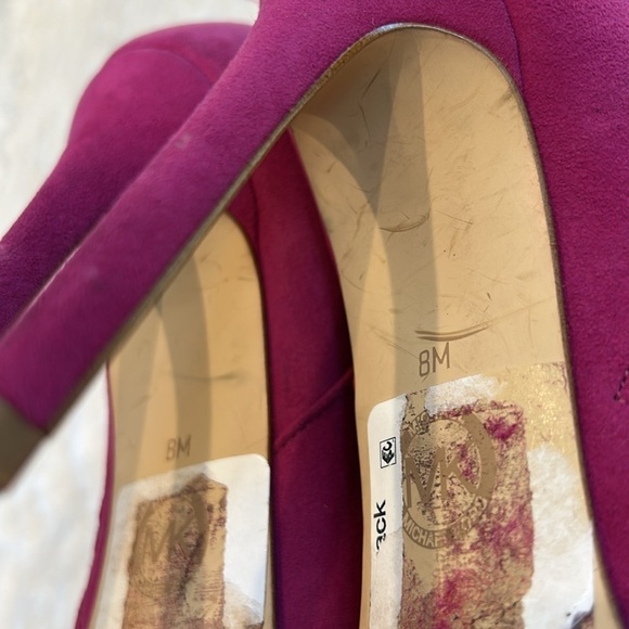 Michael Kors Fuchsia ostrich Feathered Women's Ankle Boots size 8 women’s - Picture 9 of 10